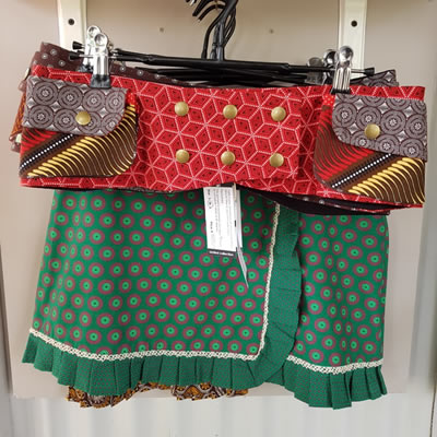 Sharp Sharp Belts – Jennifer Carbutt and Jutta Holzapfel collaborate on a range of purpose designed fashion money belts from shweshwe fabric